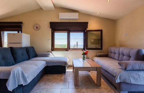 Alexandroupoli Villa | Papi's free parking Villa