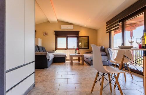 Alexandroupoli Villa | Papi's free parking Villa