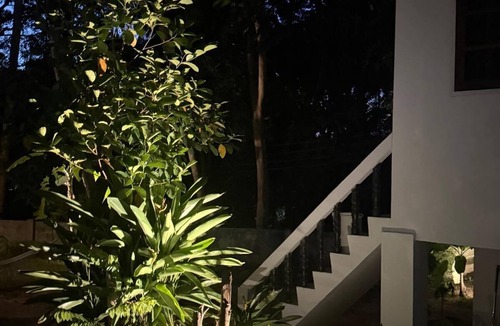 Wok Tum House | Paradise in Koh Phangan with Fast Internet