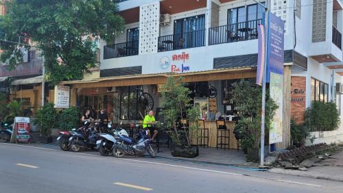 Kampot Hostel | Park Inn Boutique and Hostel