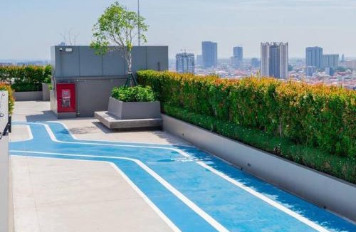 Ruessei Kaev Apartment | Park Land Condo TK