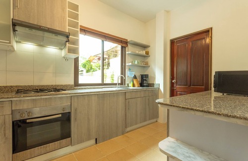 Nanai Road Apartment | Patong Bangla Walk Street City Hub V107