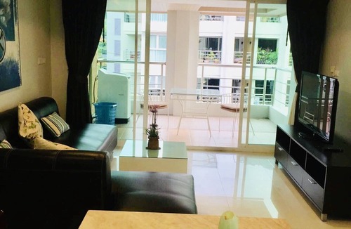 Patong Apartment | Patong Beach Spacious 3 bedroom Condo Unit