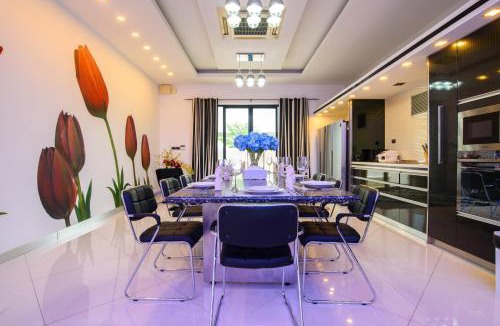 Pratumnak Hill Villa | Pattaya 900m2 near walkstreet Luxury Pool Villa