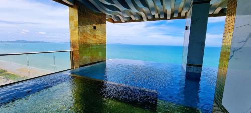 South Pattaya Apartment | Pattaya Seaview Beachfront Skypool Copacabana Jomtien Condo