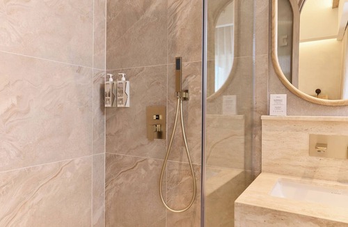Old City Hotel | PE-LA Thapae Boutique Hotel