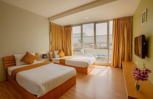 Ban Phan Thom Hotel | Peace Land Khaosan