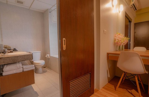 Ban Phan Thom Hotel | Peace Land Khaosan