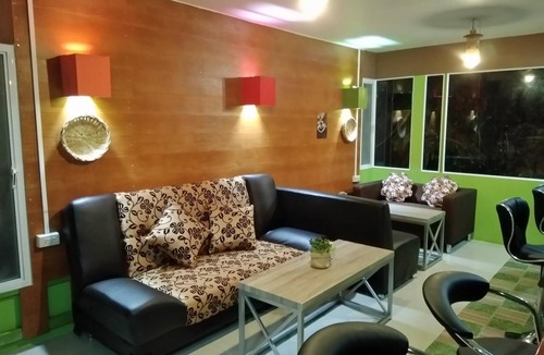 Khun Han Hotel | Peace Pool Resort