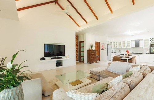 Bang Tao Villa | Peaceful 3 Bedroom Pool Villa 15 mins to the Beach