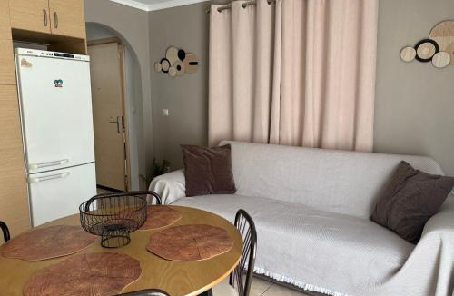 Alexandroupoli Apartment | Peaceful Nook 2
