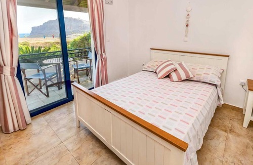 Lindos Villa | Pebble