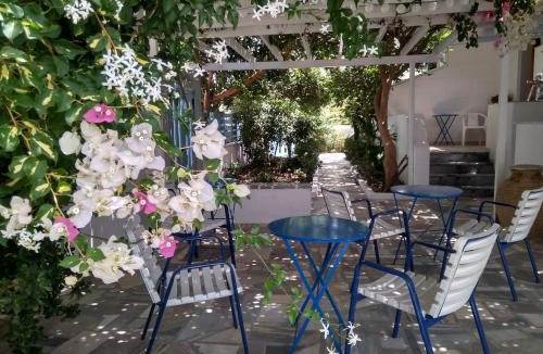 Parikia House | Pension Chanioti