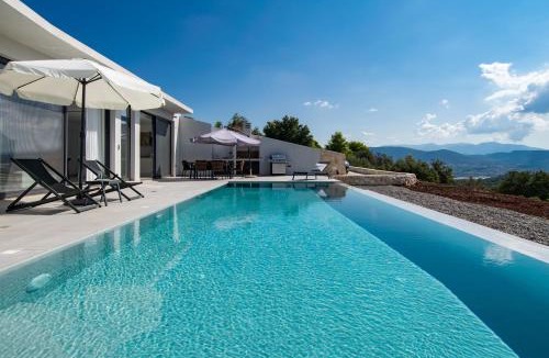 Lefkada Villa | Pentacle Villas