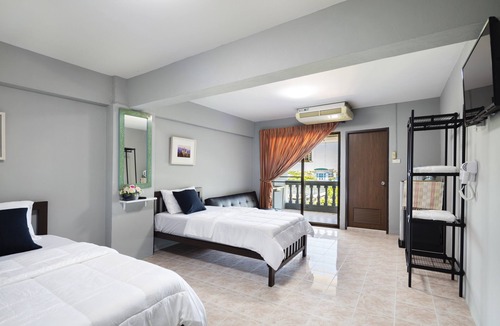 Bang Khae Nuea Hotel | Penyos Suite