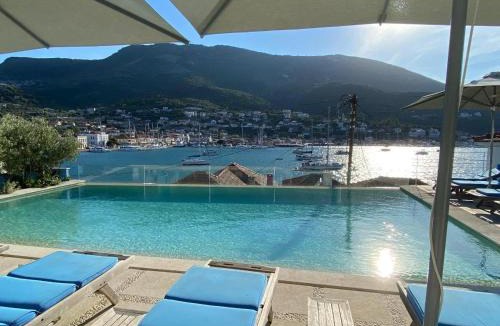 Vathy Hotel | Perantzada Hotel 1811