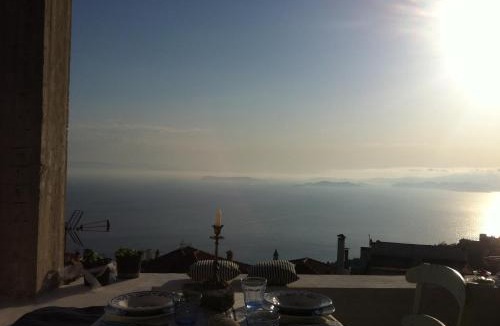 Glossa House | Persefonis view house