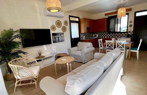 Pervolia Villa | Pervolina countryside by the sea