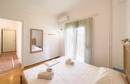 Petralona Apartment | Petralona Spot near Metro Station