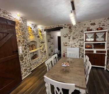 Filaki Villa | Petroktisto Villa