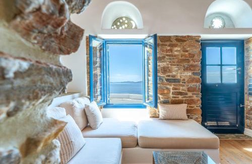 Kardiani House | Phaedrus Living: Luxury Stonehouse Tinos