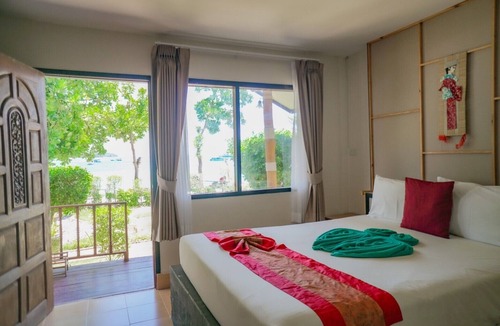 Ko Phi Phi Hotel | Phi Phi Nice Beach Resort