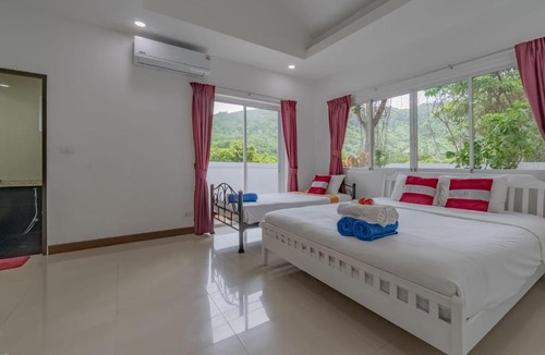 Chalong Villa | Phikun Private Pool Villa