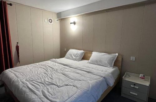 Dangkao House | Phnom Penh International Airport (Whitehouse Guesthouse)