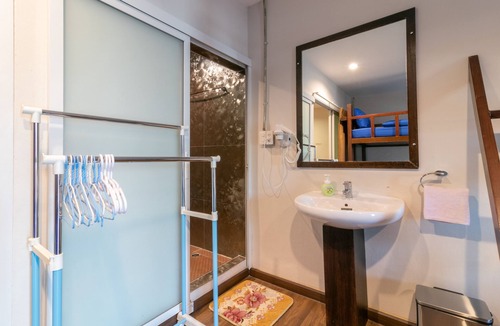 Rama 9 Hostel | Phobphanhostel
