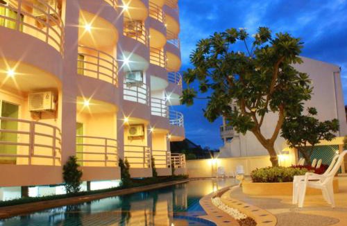 Pratumnak Hill Resort | Phu View Talay Resort