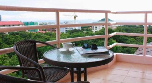 Pratumnak Hill Resort | Phu View Talay Resort
