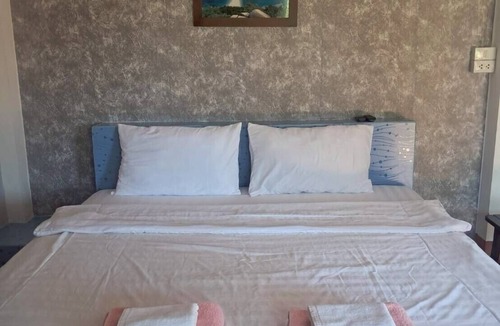 Chaiya Hostel | Phum Riang House