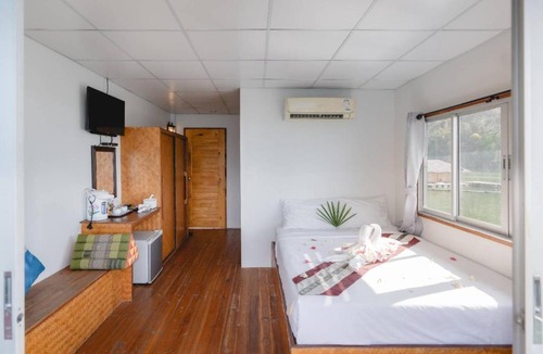 Tha Kradan Hotel | Phupai Lake Resort