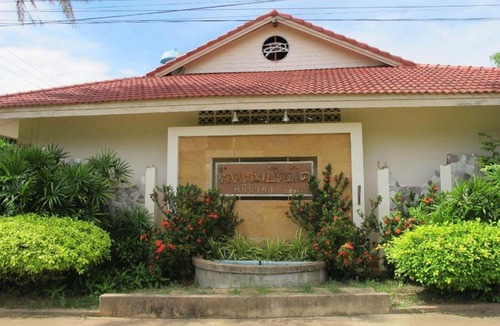 Tha Thaewawong Hotel | Picnic Sriracha Hotel