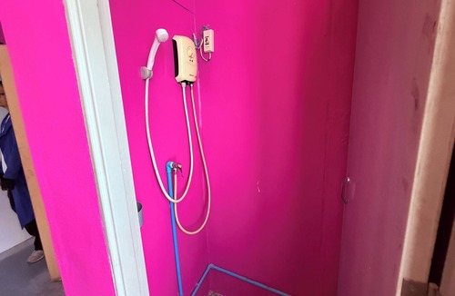 Ramkhamhaeng Hostel | Pink Kraken Hostel