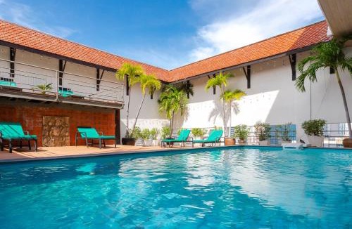 Thung Maha Mek Hotel | Pinnacle Lumpini Park Hotel