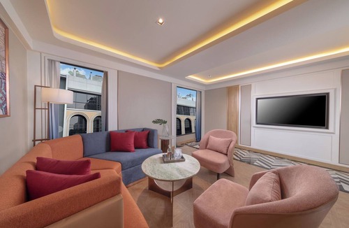 Nana Hotel | Pipa Bangkok Sukhumvit 11 by Kingston Hotels