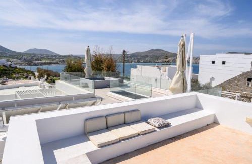 Naousa Villa | Piperi On The Rocks