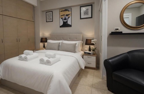 Nikaia-Agios Ioannis Rentis Apartment | Piraeus Royal Studio No 1