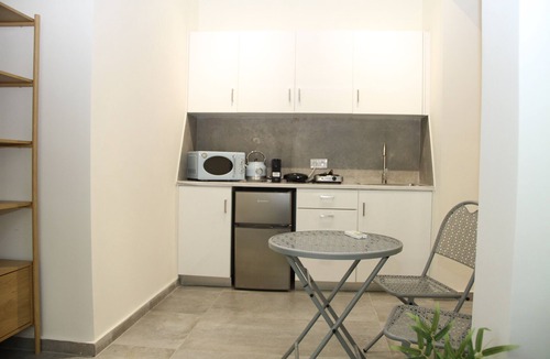 Pyrgos Apartment | Pirgos Cozy Apartment for 4 by MPS