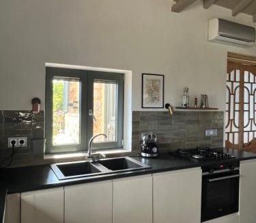 Kardamyli Apartment | Pituresque stonehouse with endless view