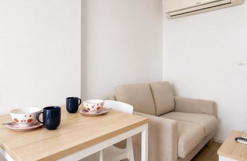 Bang Chak Apartment | Pool Studio Near BTS Quiet Stay