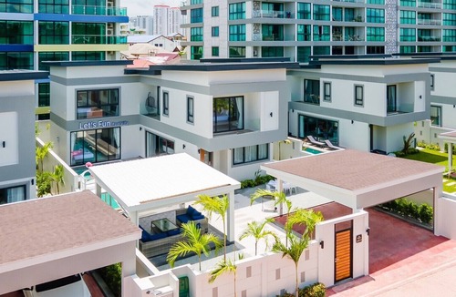 South Pattaya Villa | Pool Villa Jomtien Pattaya 7BR 15 minutes to the Walking street