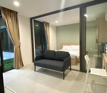 Rong Muang Apartment | POP Heritage Residence
