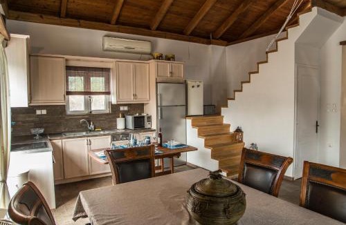 Vathy House | Portolos House: Escape to Ithaca