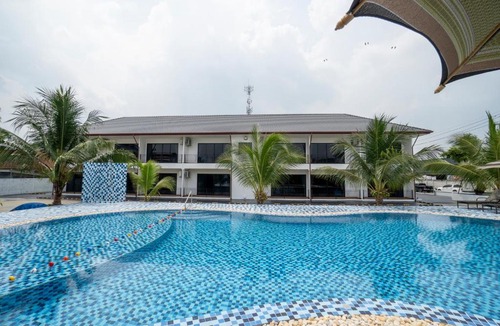 Lat Krabang Hotel | PP Garden Home
