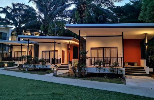 Sichon Resort | Prasarnsook Villa Beach Resort