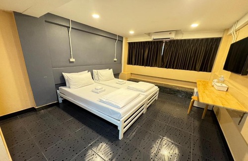 Thanon Phaya Thai Hotel | Pratunam Family House