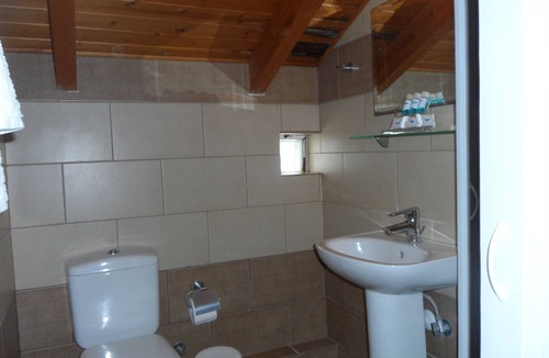 Loutra Ypatis Hotel | Prigipikon Suites & Lofts