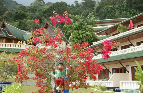 Patong Apartment | Prince Edward I Suite